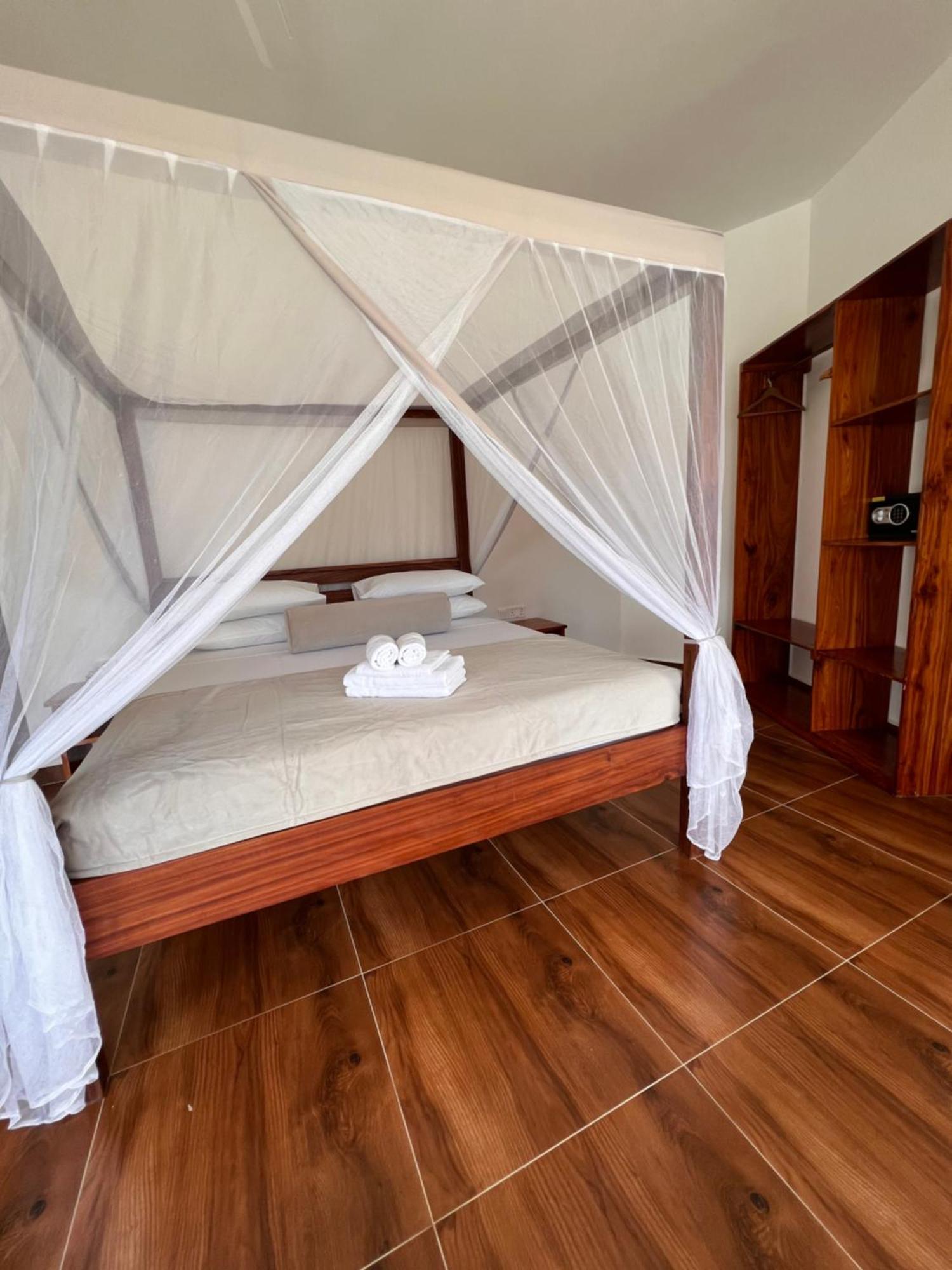 גאמביאני S&S Hotel מראה חיצוני תמונה